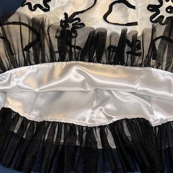 Jessica McClintock Elegant White Dress - Picture 3 of 4